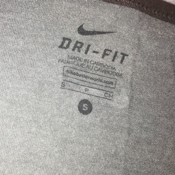 Nike Top - Picture 4 of 4